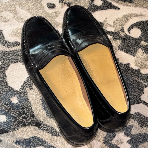 Weejuns Heritage Larson Leather Penny Loafers Black Size 9 - Picture 3 of 10